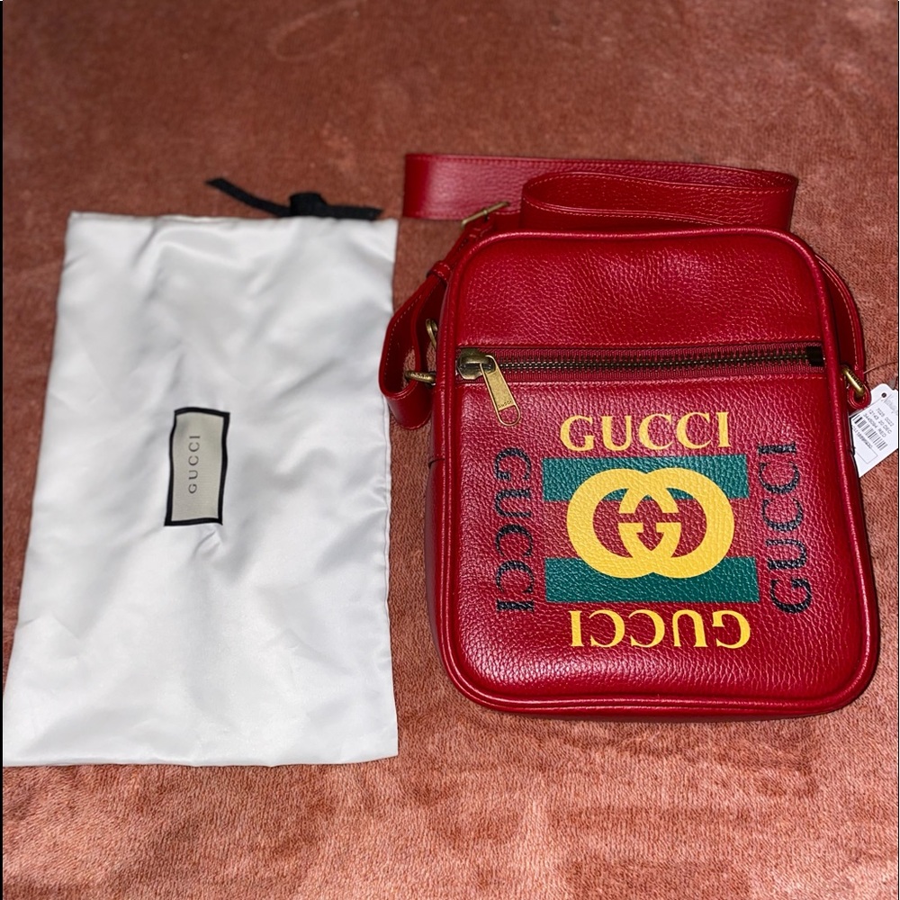 NEW GUCCI GG 523591 RED LEATHER MESSENGER CROSSBODY BAG 100% AUTHENTIC